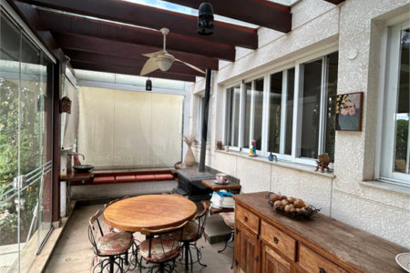 Casa à venda com 5 suítes no condomínio Residencial Bougainville, Campinas - SP