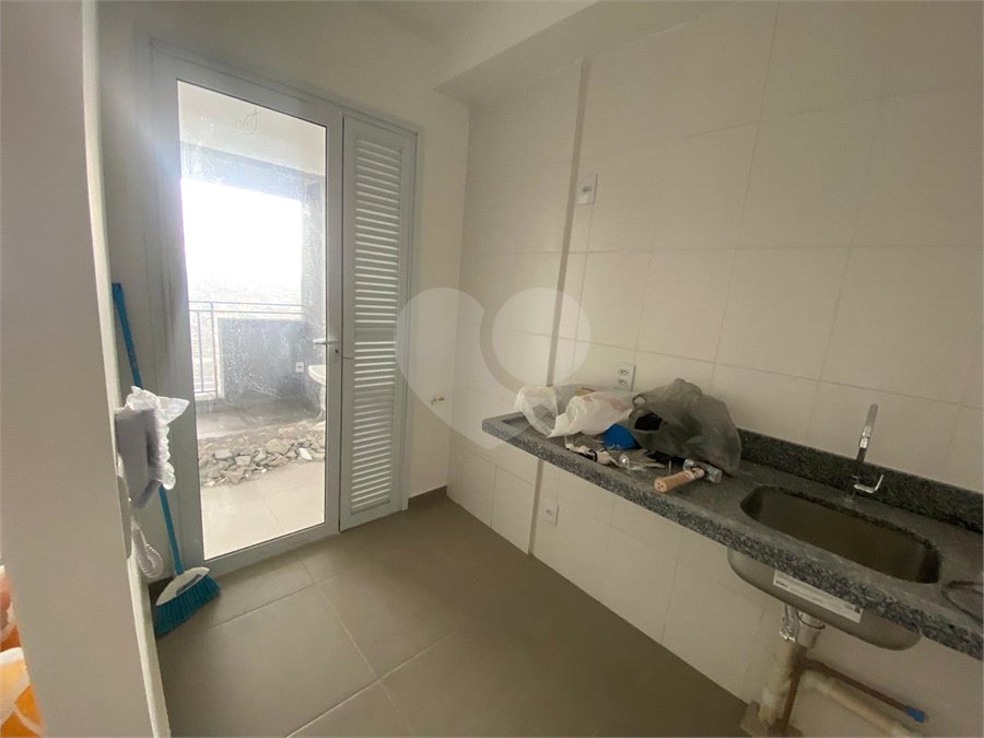Apartamento à venda com 2 quartos, sendo 1 suíte,  em Vila Rosália, Guarulhos, SP