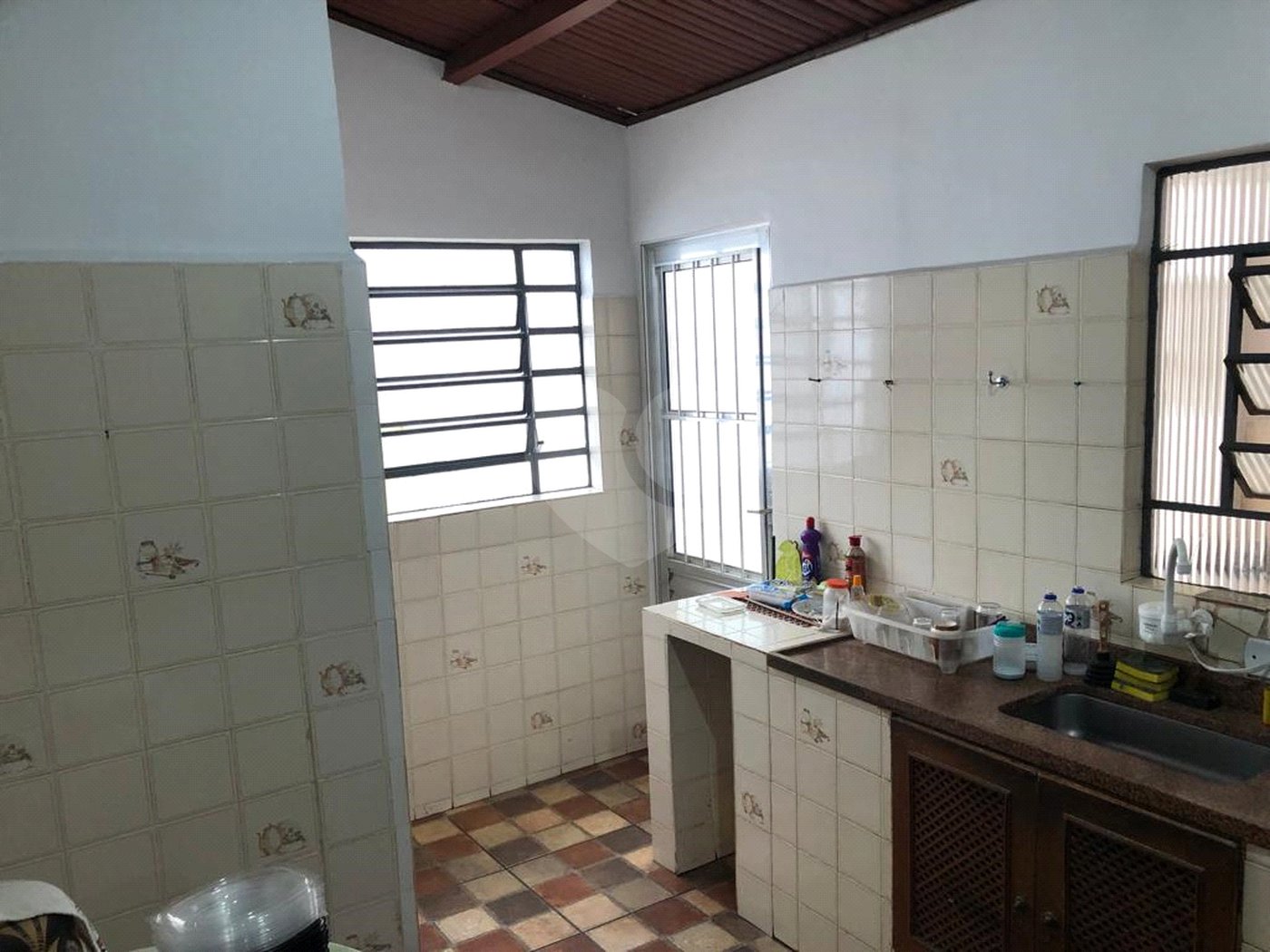 Sobrado à venda com 3 quartos em Serra da Cantareira, Mairiporã, SP