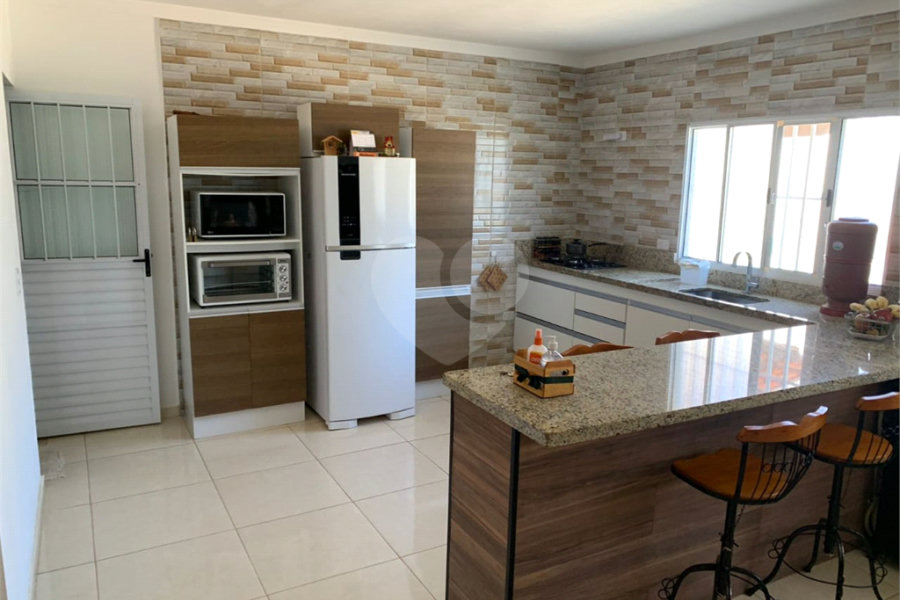 Casa à venda com 3 quartos, sendo 1 suíte, em Olho D'água, Mairiporã, SP