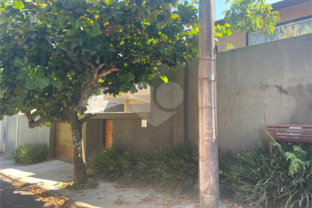 Casa à venda com 4 quartos, sendo 3 suítes, em Cidade Satélite, Atibaia, SP