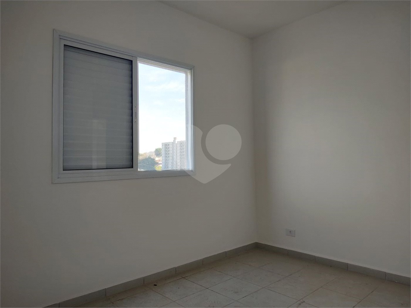 Apartamento para alugar com 2 quartos, sendo 1 suíte,  em Jardim das Palmeiras, Atibaia, SP