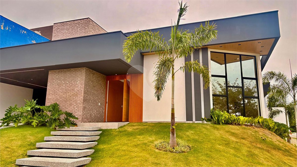 Casa à venda com 3 suítes no condomínio Campos do Conde I e II, Sorocaba - SP