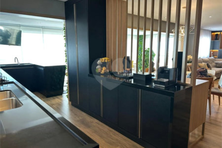 Apartamento à venda com 3 suítes em Jardim Arpoador, São Paulo, SP