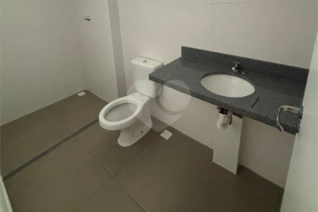 Casa à venda ou para alugar com 3 quartos, sendo 1 suíte,  no condomínio Residencial Villa Flora, Votorantim - SP