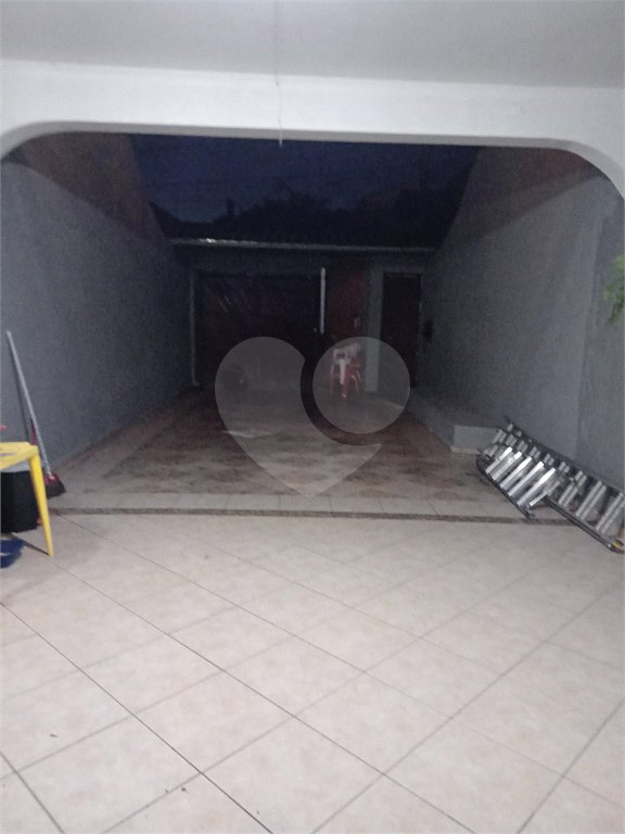 Casa à venda com 3 quartos, sendo 1 suíte,  em Vila Júlia, Poá, SP