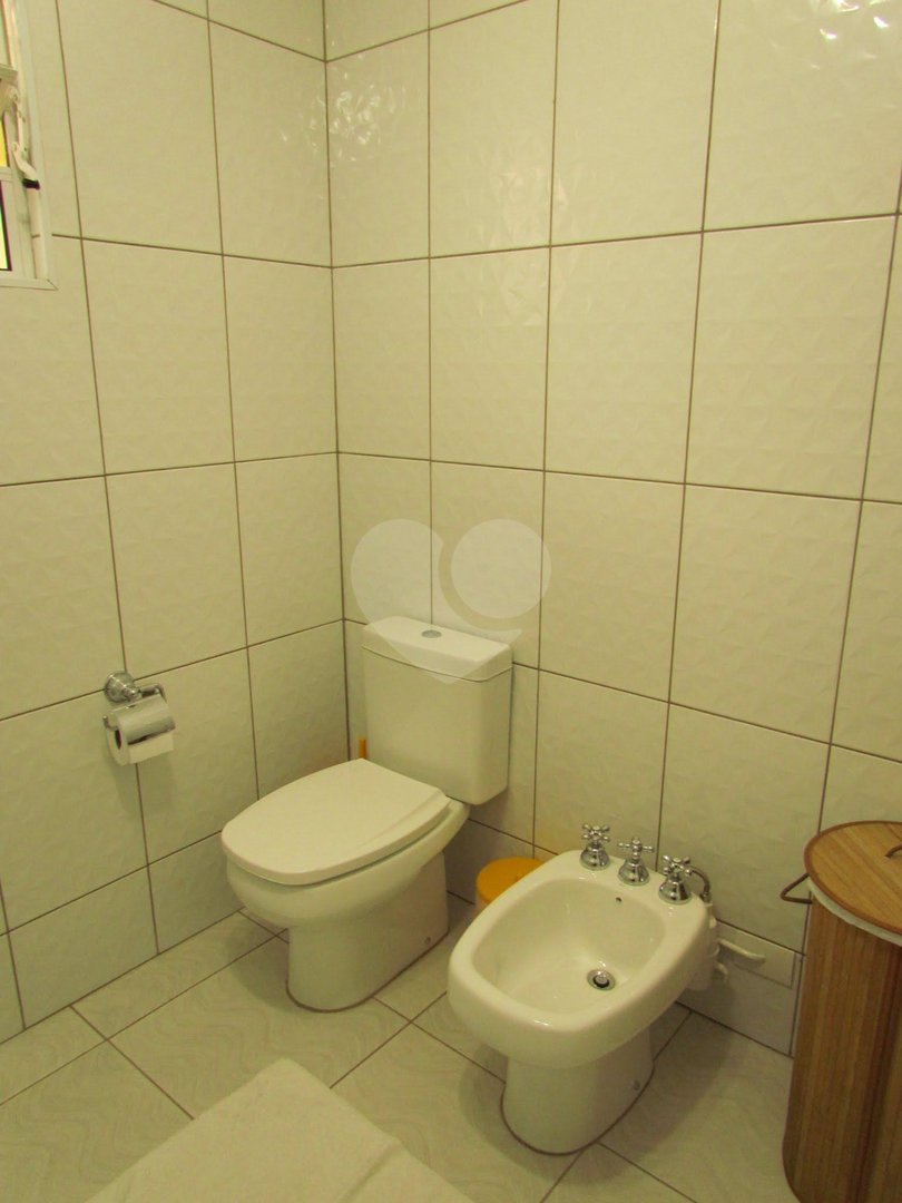 Casa de Vila à venda com 4 quartos, sendo 1 suíte, em Chácara Monte Alegre, São Paulo, SP