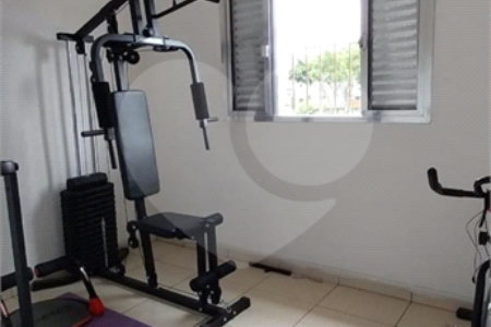 Sobrado à venda com 3 quartos, sendo 1 suíte,  em Jardim Regis, São Paulo, SP