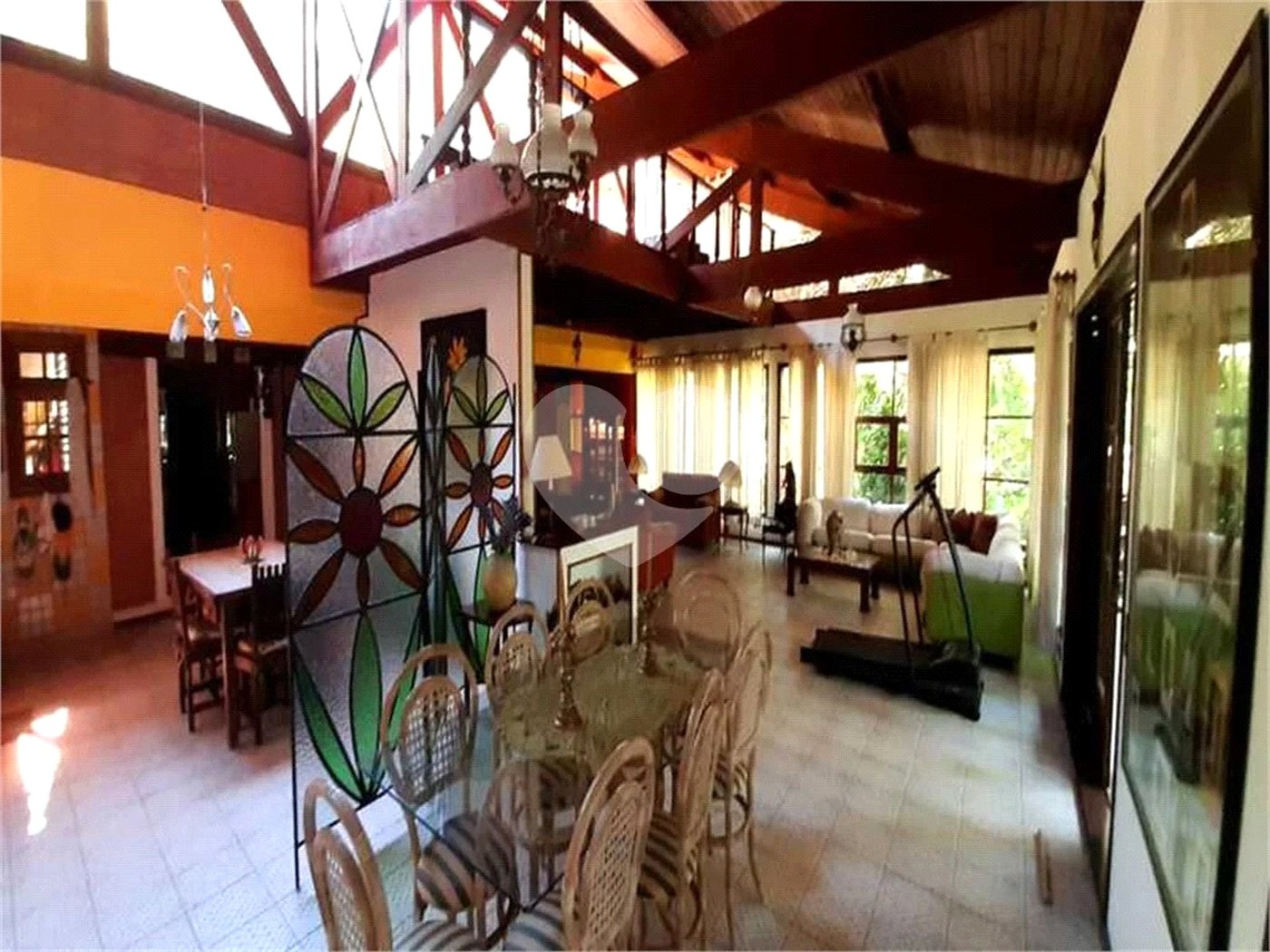 Casa Térrea à venda com 5 quartos, sendo 4 suítes, em Serra da Cantareira, Mairiporã, SP