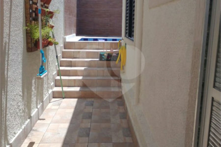 Casa Térrea à venda com 2 quartos em Jardim Santo Antônio, Salto, SP