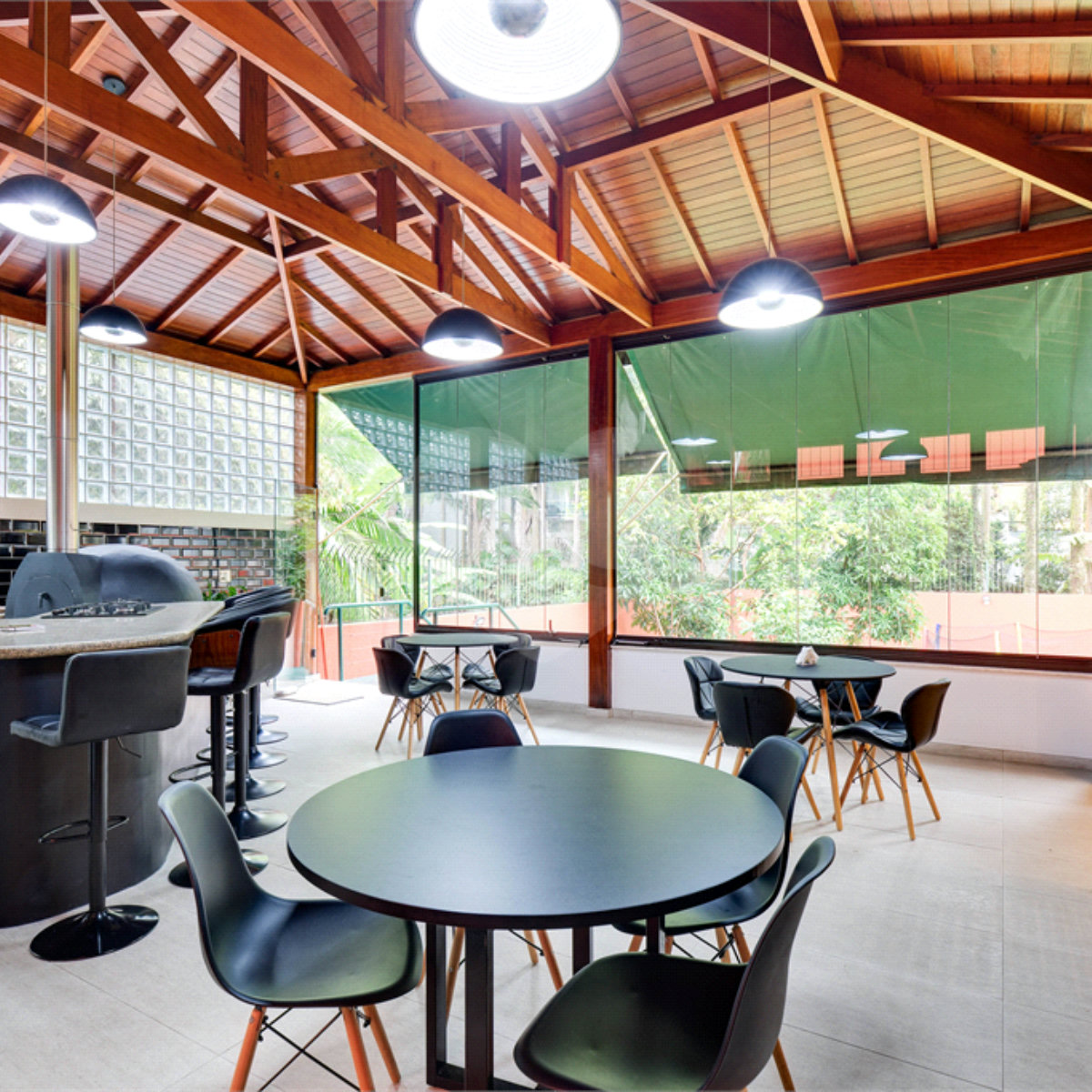 Casa à venda com 4 suítes em Chácara Monte Alegre, São Paulo, SP