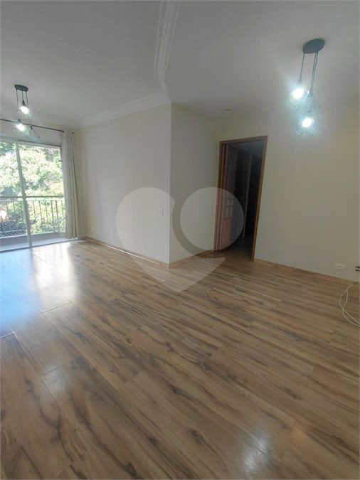 Apartamento para alugar com 4 quartos, sendo 1 suíte, em Vila Sônia, São Paulo, SP