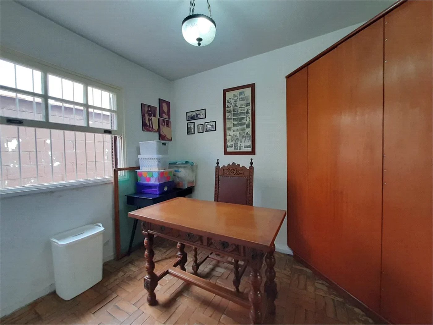 Casa à venda com 4 quartos, sendo 1 suíte, em Parque Continental, São Paulo, SP