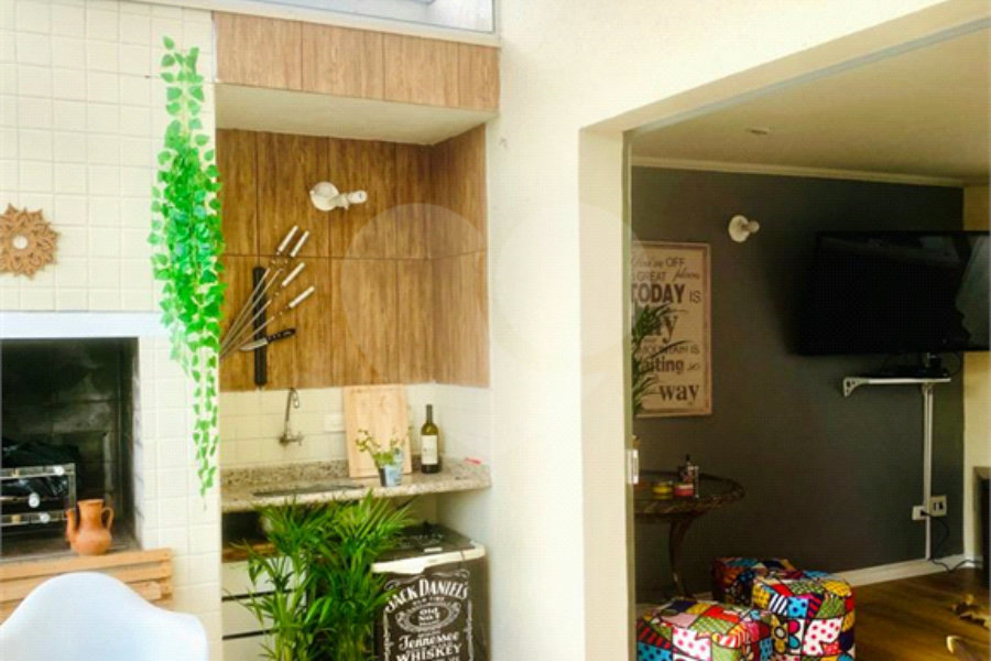 Apartamento à venda ou para alugar com 3 quartos, sendo 2 suítes, em Morumbi, São Paulo, SP