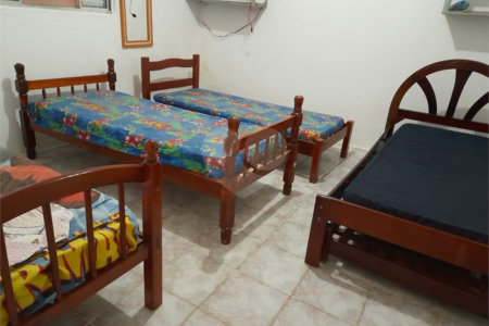 Casa à venda com 2 quartos em Indaiá, Bertioga, SP