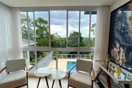 Casa à venda com 3 suítes no condomínio Aruã Brisas Ii, Mogi das Cruzes - SP