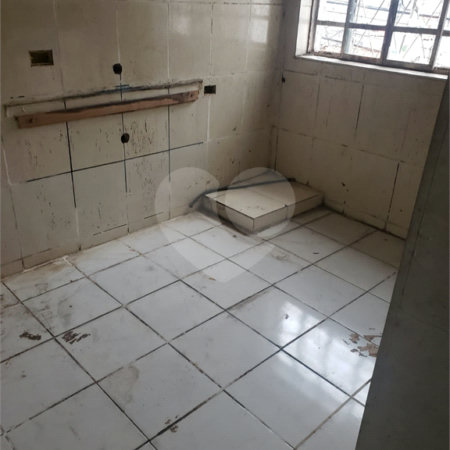 Casa à venda com 3 quartos em Parque Vitória, São Paulo, SP