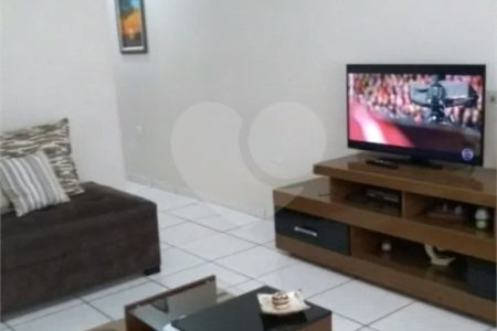 Sobrado com 246m², 3 quartos, sendo 1 suíte, 7 vagas de garagem, à venda no Jd das Maravilhas, em Santo André