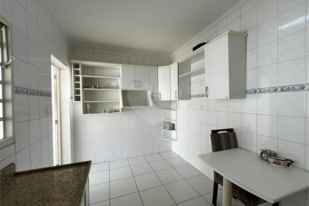 Casa à venda com 3 quartos em Jardim Alvorada, Itapetininga, SP