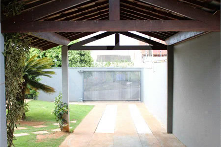 Casa à venda ou para alugar com 2 quartos em Jardim Santa Helena, Valinhos, SP