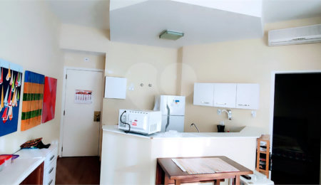 Flat à venda com 1 quarto em Jardim Ampliação, São Paulo, SP