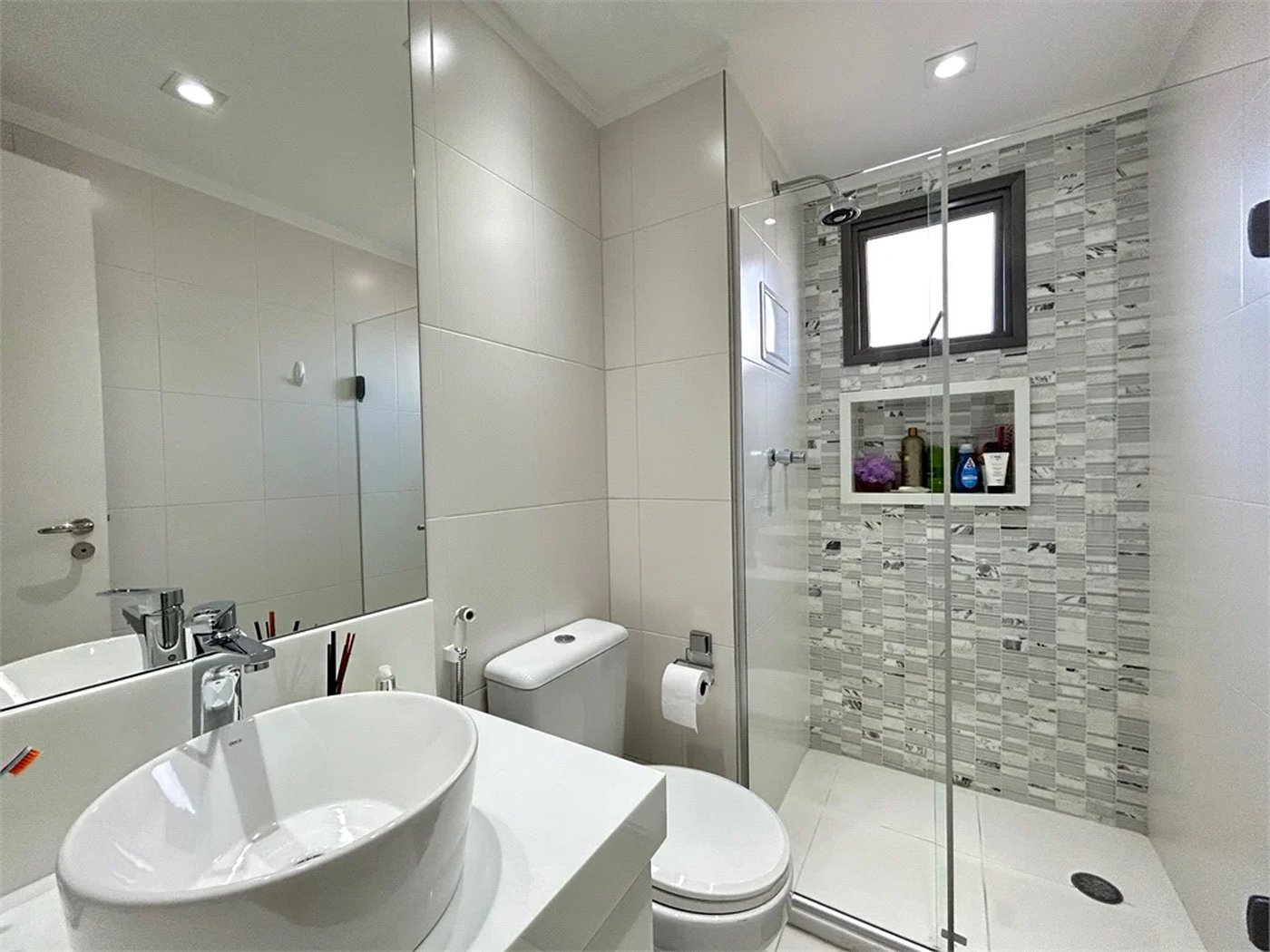 Apartamento à venda com 3 suítes em Vila Leopoldina, São Paulo, SP