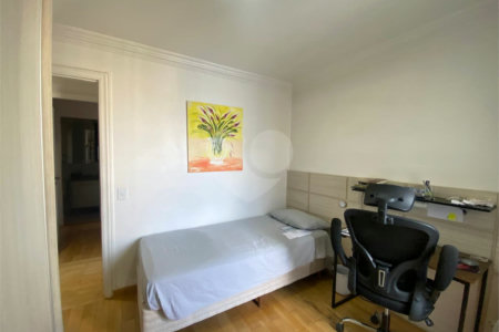 Apartamento à venda com 4 quartos, sendo 2 suítes, em Vila Hamburguesa, São Paulo, SP