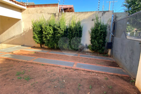 Casa à venda com 3 quartos, sendo 2 suítes, no Centro, Três Lagoas, MS