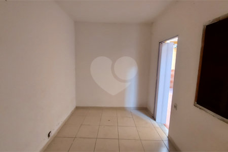 Sobrado à venda com 4 quartos, sendo 1 suíte,  em Vila Guarani (z Sul), São Paulo, SP