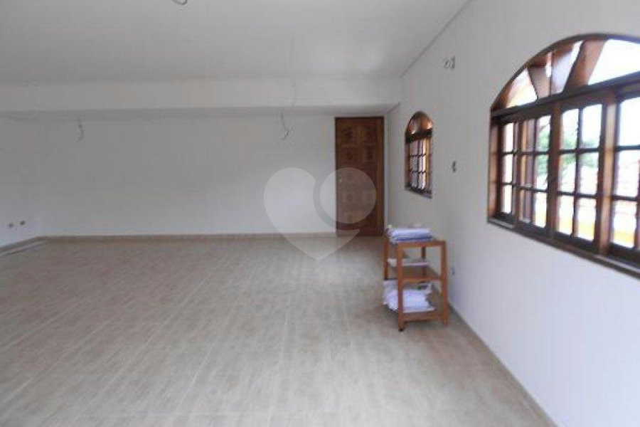 Casa Térrea à venda com 4 quartos, sendo 2 suítes, em Parque Edu Chaves, São Paulo, SP