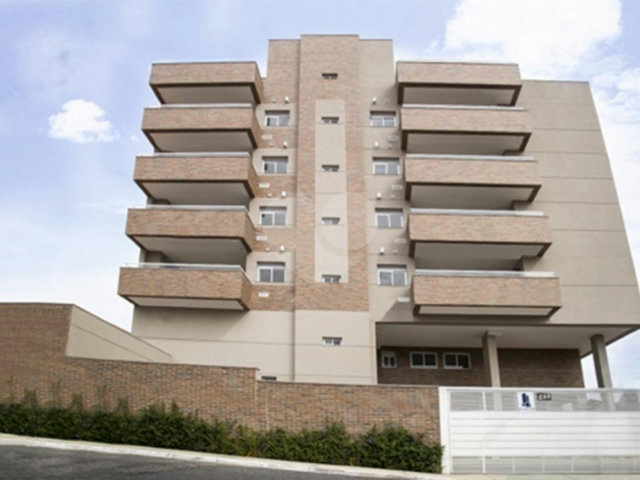 Apartamento à venda com 3 quartos, sendo 1 suíte,  em Jardim Prudência, São Paulo, SP