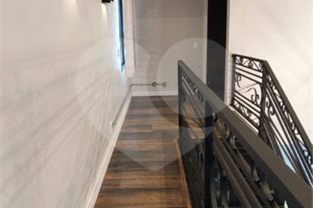 Casa para alugar com 5 quartos, sendo 1 suíte, no condomínio Figueira Garden, Atibaia - SP