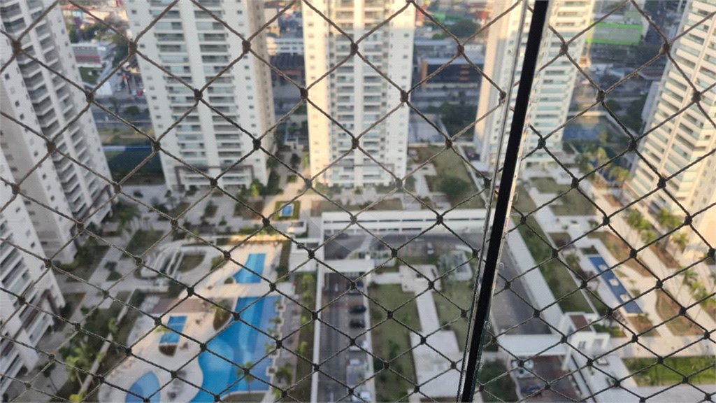Apartamento à venda com 3 quartos, sendo 1 suíte, no Centro, São Bernardo do Campo, SP