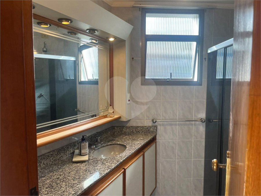Apartamento à venda com 3 quartos, sendo 1 suíte, em Vila Gumercindo, São Paulo, SP