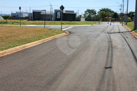 Terreno à venda no condomínio Bella Vittà Araraquara, Araraquara - SP