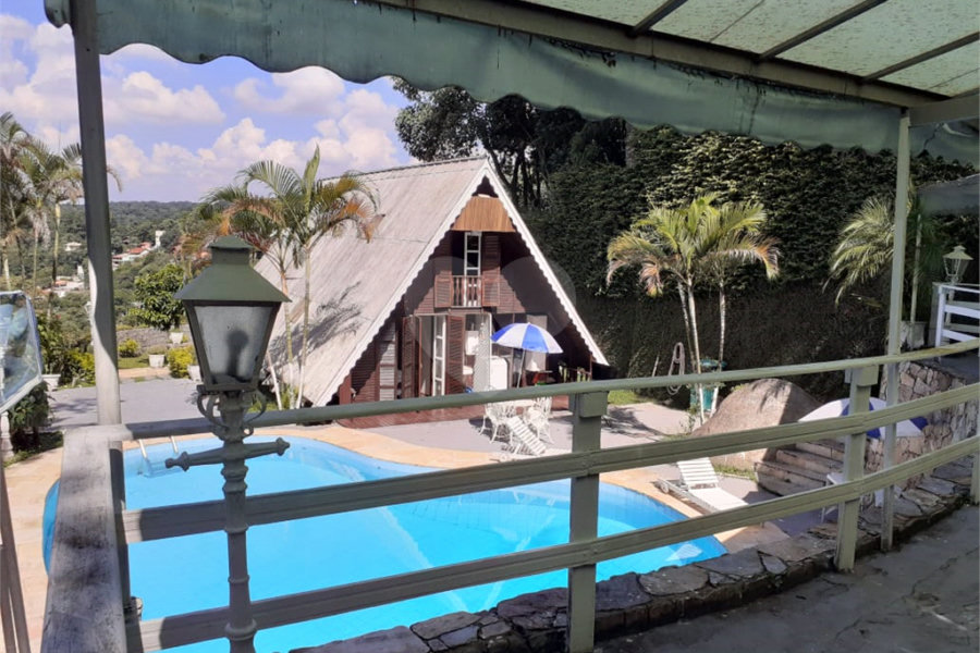 Sobrado à venda com 3 quartos, sendo 1 suíte, em Samambaia, Mairiporã, SP