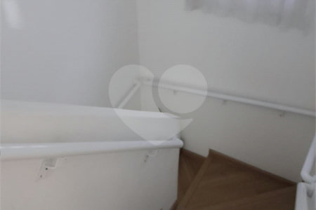 Sobrado à venda com 3 quartos, sendo 1 suíte,  em Jardim Promissão, São Paulo, SP