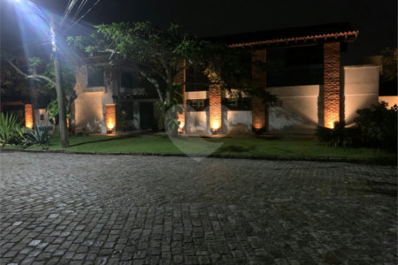 Casa em condomínio à venda com 3 quartos, sendo 2 suítes, em Portinho, Cabo Frio, RJ