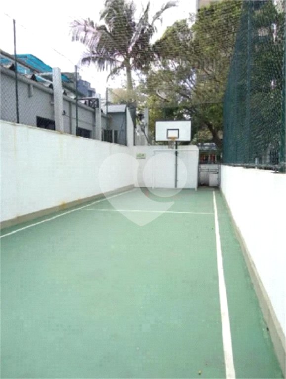 Apartamento à venda com 3 quartos em Moema, São Paulo, SP