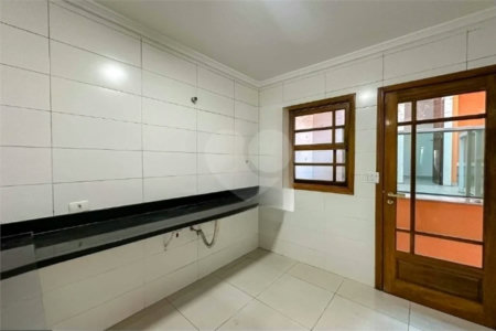 Casa à venda com 3 suítes em Vila Maria Alta, São Paulo, SP