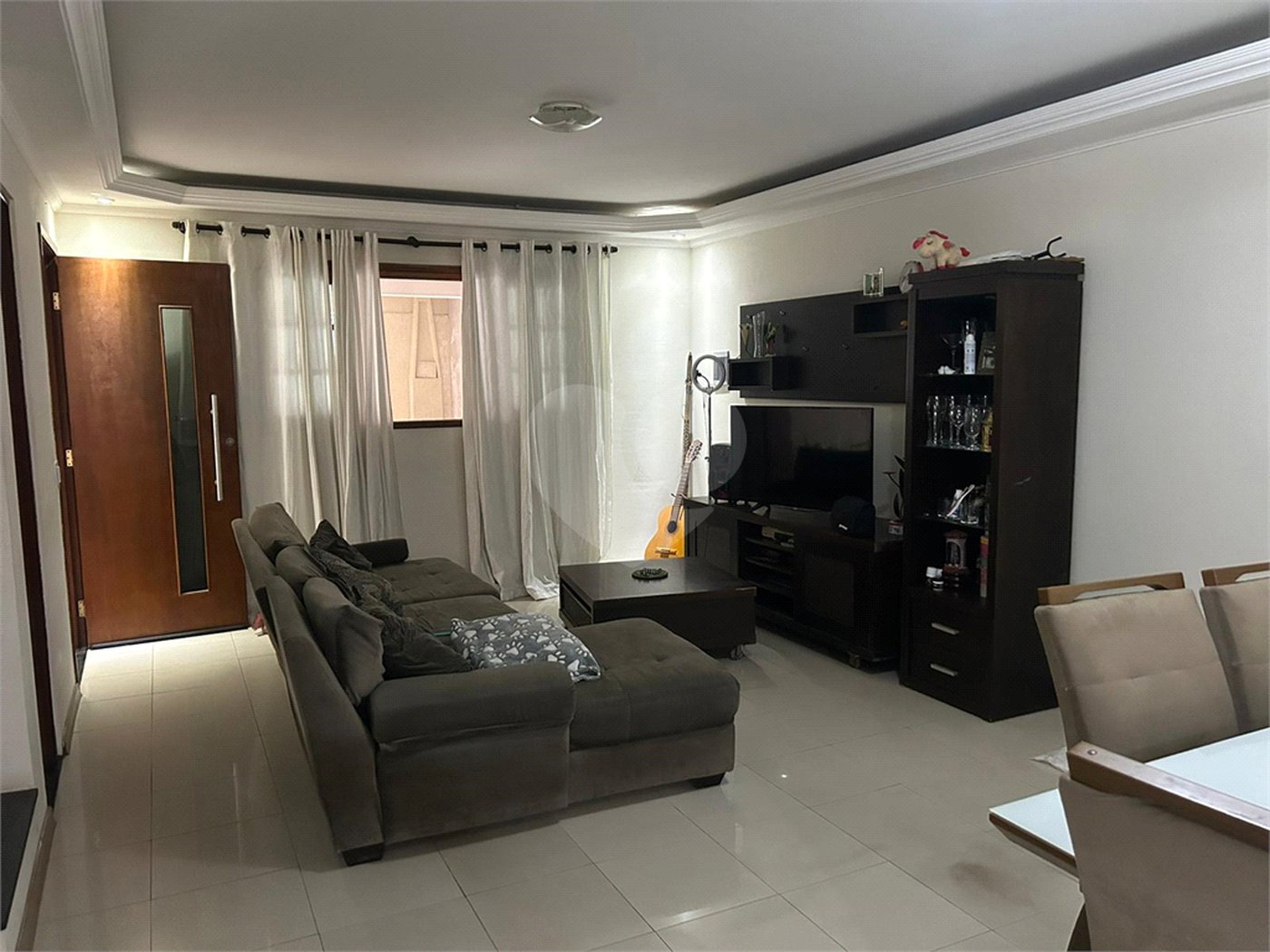 Casa à venda com 3 quartos, sendo 1 suíte, em Jardim Imperador, Suzano, SP