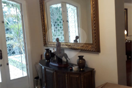 Casa à venda ou para alugar com 5 suítes em Jardim Leonor, São Paulo, SP