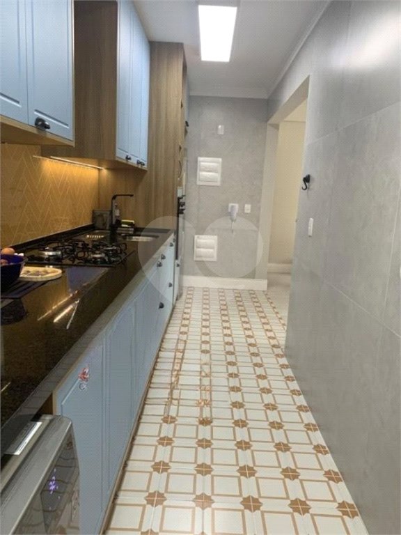 Apartamento à venda com 3 quartos, sendo 1 suíte,  em Cidade São Francisco, São Paulo, SP