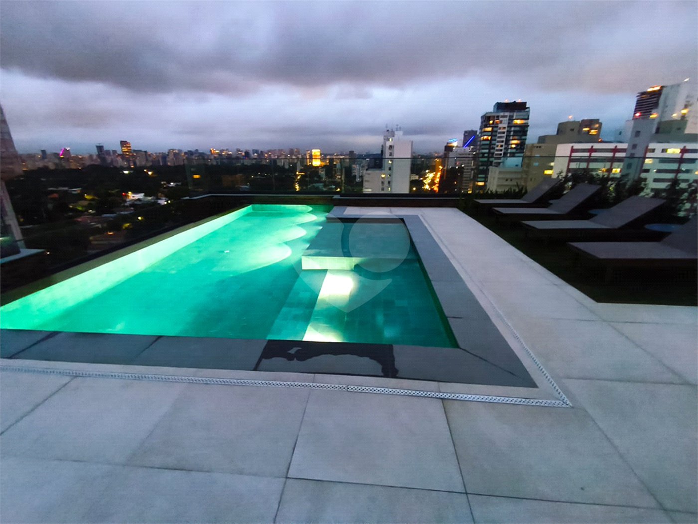 Apartamento à venda ou para alugar com 1 quarto em Jardim América, São Paulo, SP