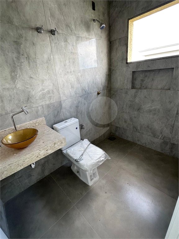 Casa à venda com 5 suítes no condomínio Florais do Parque, Cuiabá - MT