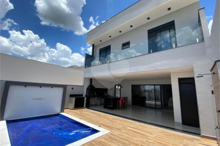 Casa à venda com 3 quartos, sendo 1 suíte,  no condomínio Residencial Mantova, Indaiatuba - SP
