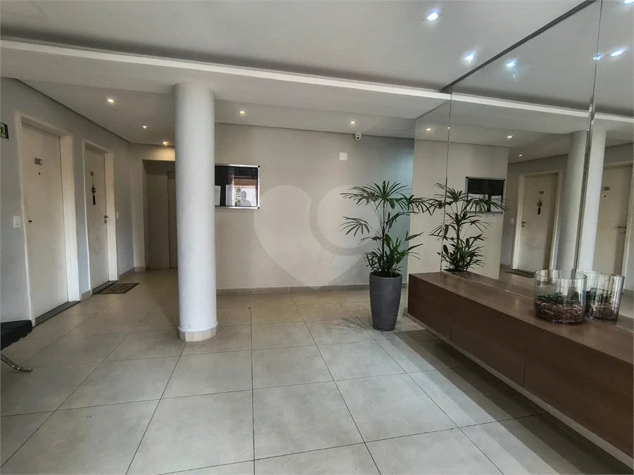 Excelente apartamento com 2 dormitórios