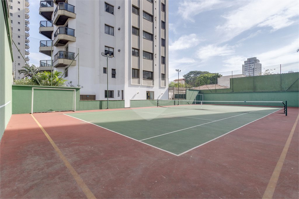 Apartamento à venda com 2 quartos, sendo 1 suíte, em Campo Belo, São Paulo, SP