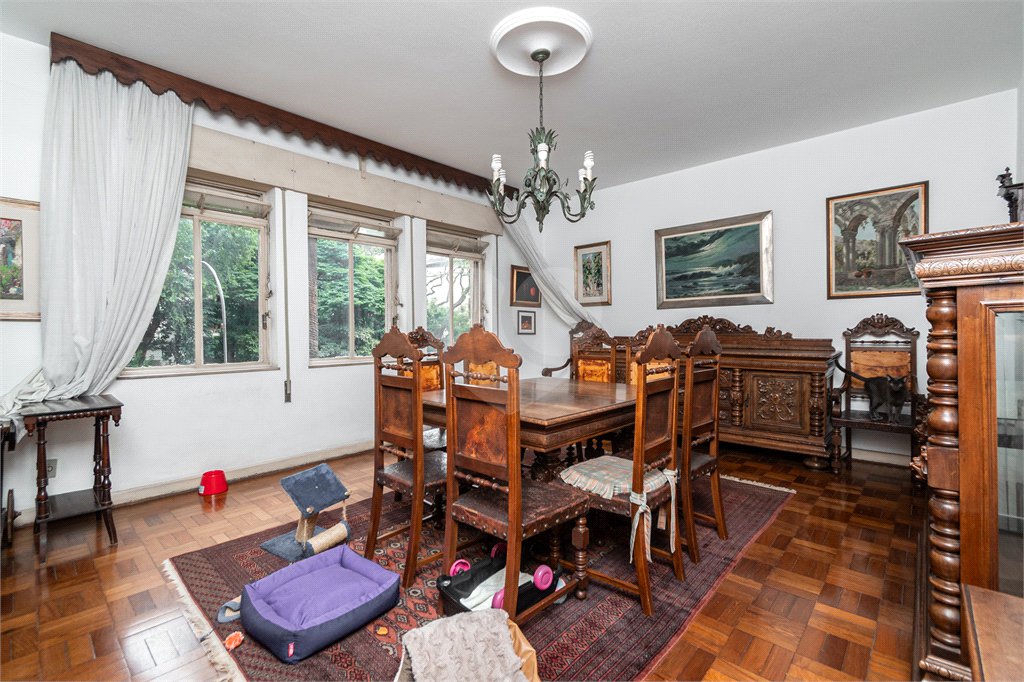 Apartamento à venda com 4 quartos, sendo 1 suíte, em Higienópolis, São Paulo, SP