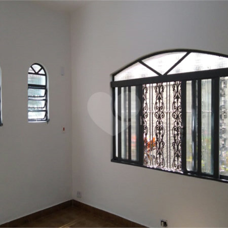 Sobrado à venda com 3 quartos, sendo 1 suíte, em Alto da Boa Vista, São Paulo, SP